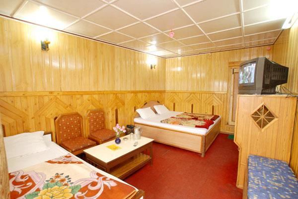 Hotel Vikrant Найнитал Экстерьер фото